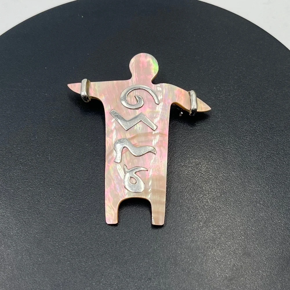 Zealandia Sterling Mother of Pearl Figural Convertible Tribal Man Pendant/Brooch